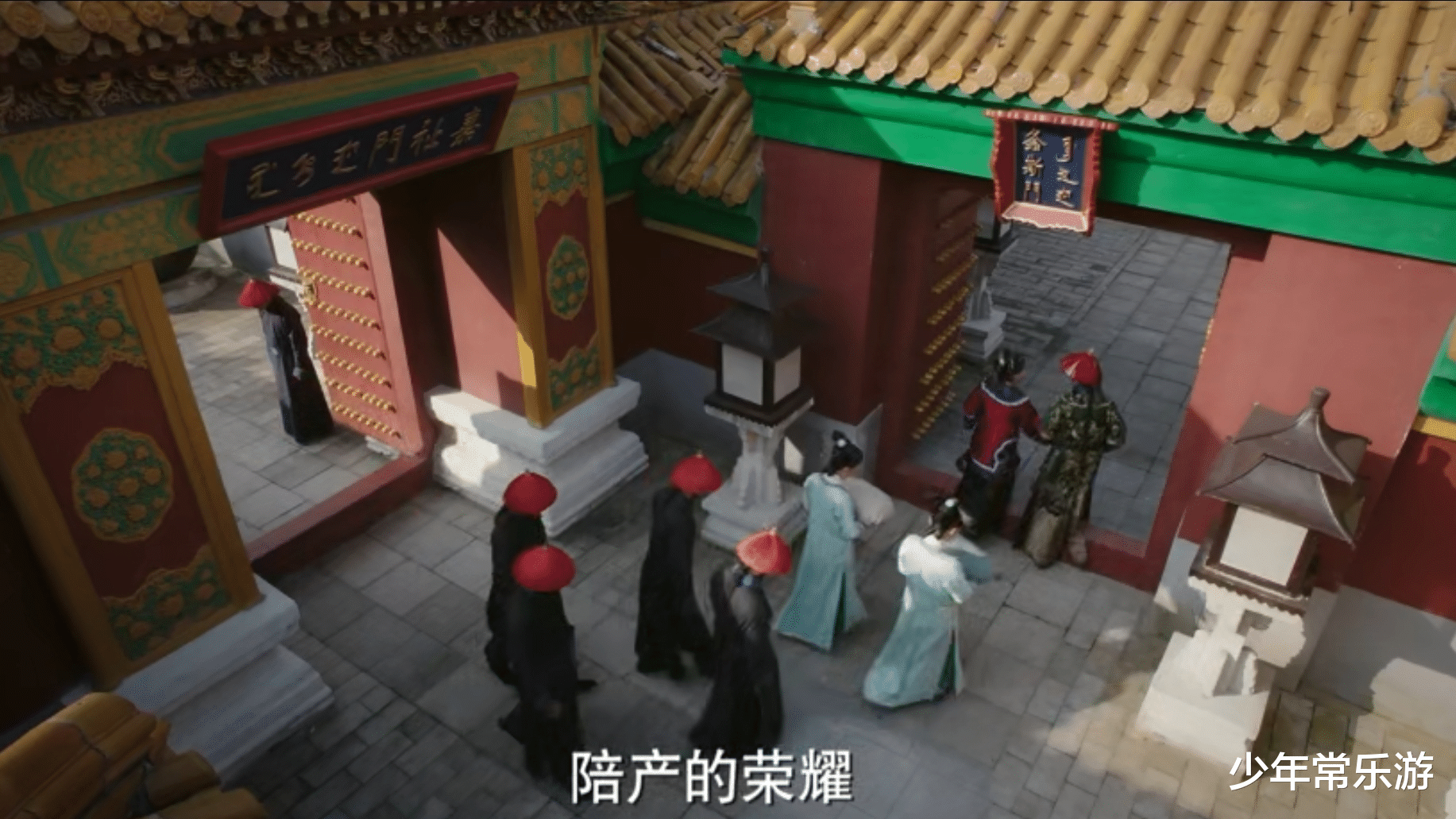 如懿传|卫嬿婉的母亲有多不识货？她嫌弃如懿赏得少，实则里面暗藏玄机