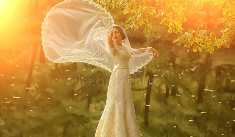 陈大美妮儿啊|张小娴:男人对女人的伤害,不一定是他爱上别人,而是这两个原因