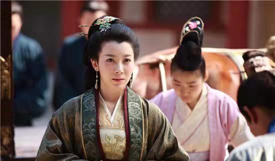 萧景睿|三看《琅琊榜》：才顿悟未婚先孕的莅阳长公主，比侯爷谢玉更狠毒