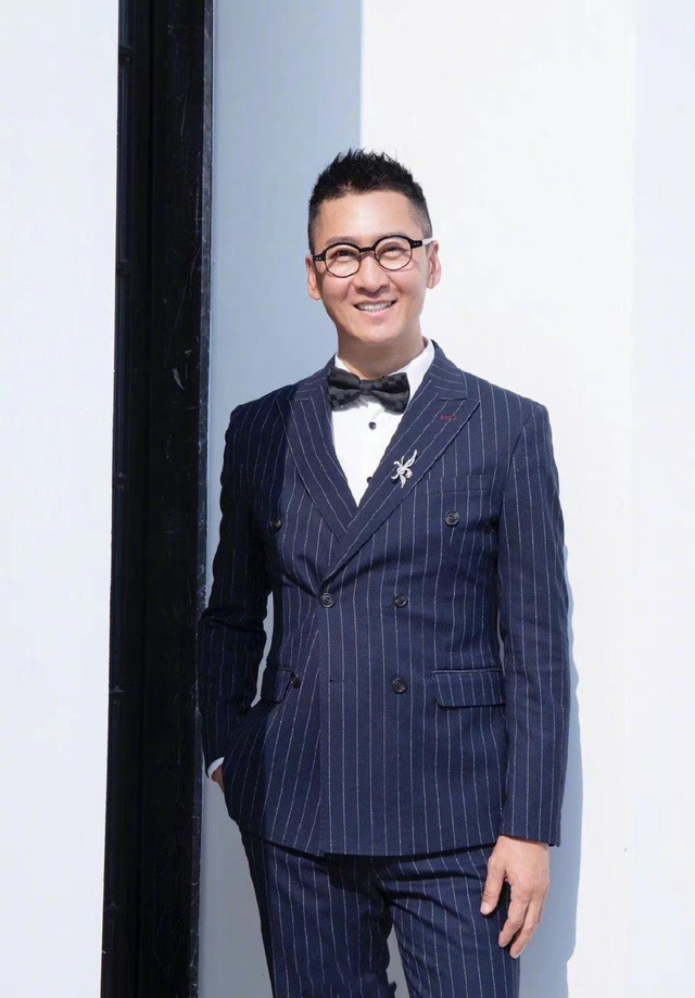 迪丽热巴|周杰再次发文回应风波，言辞激烈破罐子破摔：我都承认还想怎么样