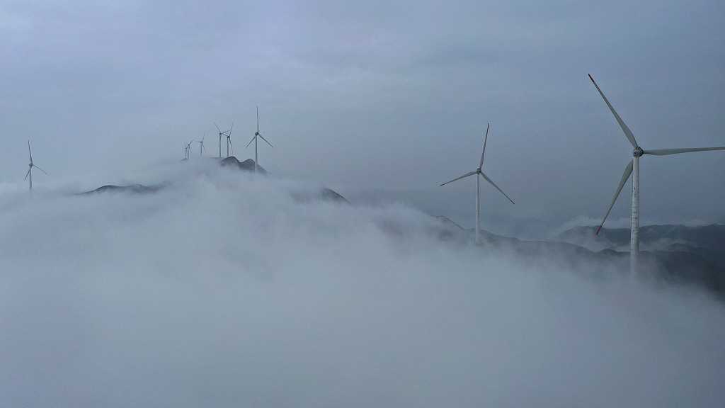 赣鄱视界 阳春四月，江西吉安天湖山景区出现云海景观
