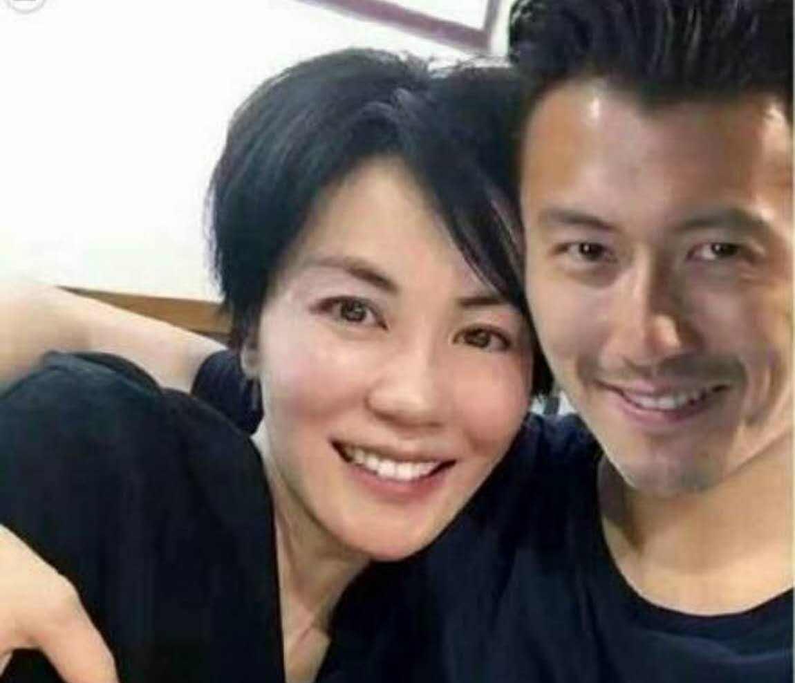 谢霆锋|谢霆锋的长子即将登台，王菲的五个字被谢霆锋戳中泪点