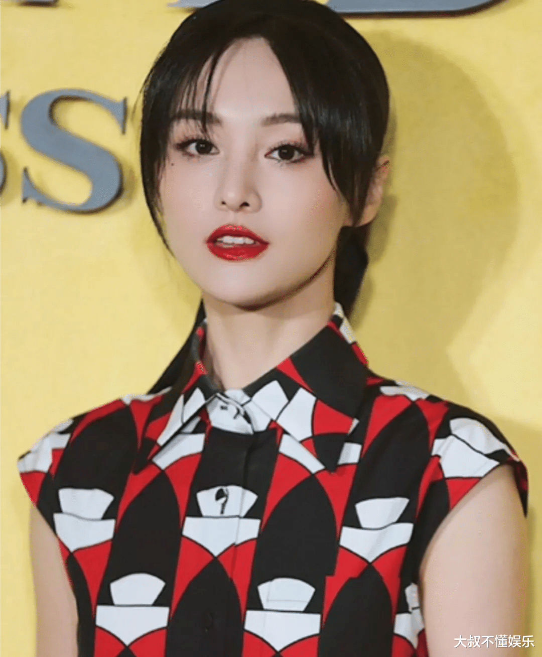 郑爽|顶流明星被封杀，郑爽如今现状让人心疼，真不敢相信