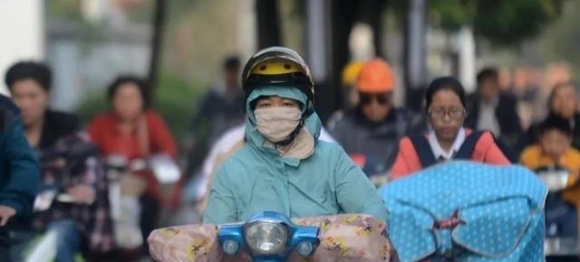 深圳市|不是说市场降温了，咋还有万人摇