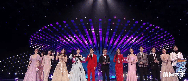 丁美兮|跨年晚会顶流也翻车！王一博胖到不见下颌线，杨幂“夹子音”被嘲