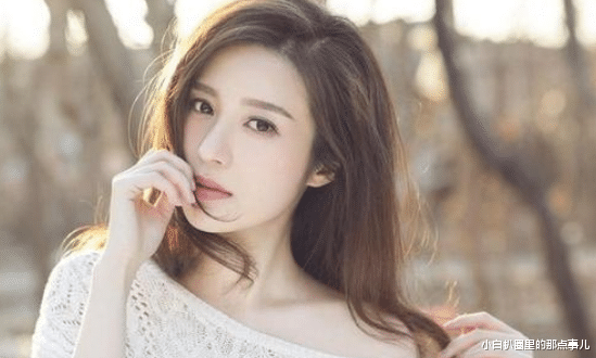 尤小刚|一出道就被姑父捧红，如今姑父改捧小30岁娇妻，她沦落演网剧为生