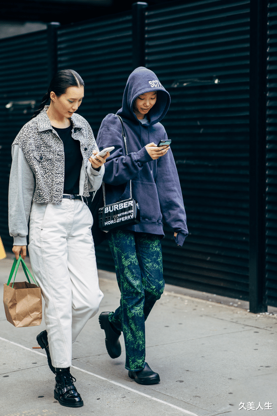 久美人生 紧身牛仔裤拜拜啦！因为“Baggy牛仔裤”它来了！