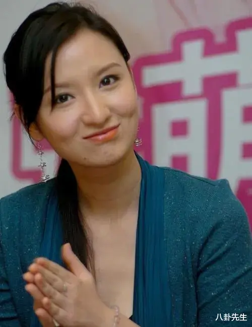 张萌|明明已经挺漂亮，却非要折腾脸的7大女星