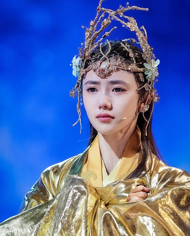 赵丽颖|八卦：华晨宇，赵丽颖，汪峰，陈翔，张碧晨，古力娜扎，刘浩存