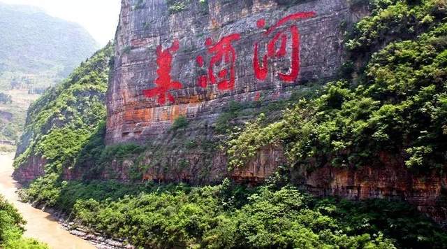 |黔庄酒业：茅型瓶瓶口内的珠子有什么用？酱香酒为什么要放珠子？