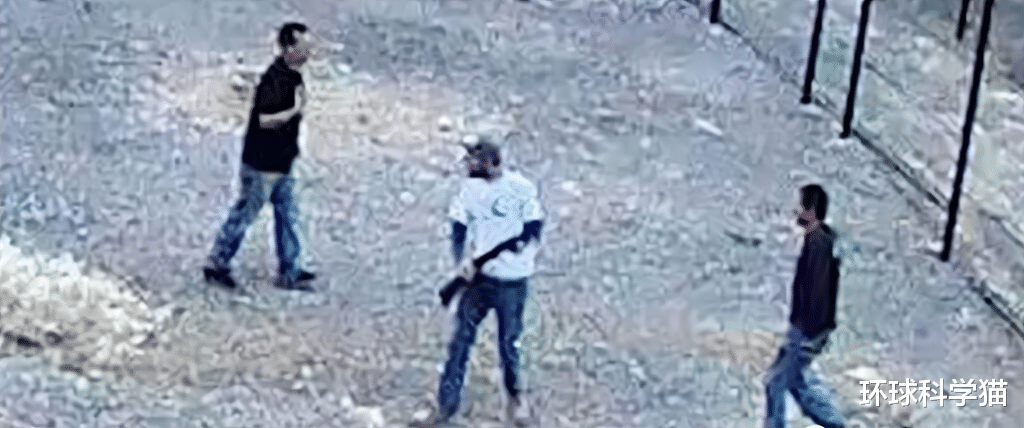 科学家 全球仅剩38条的“沙漠鱼”！与其等待灭绝，为何不抓出来培育？