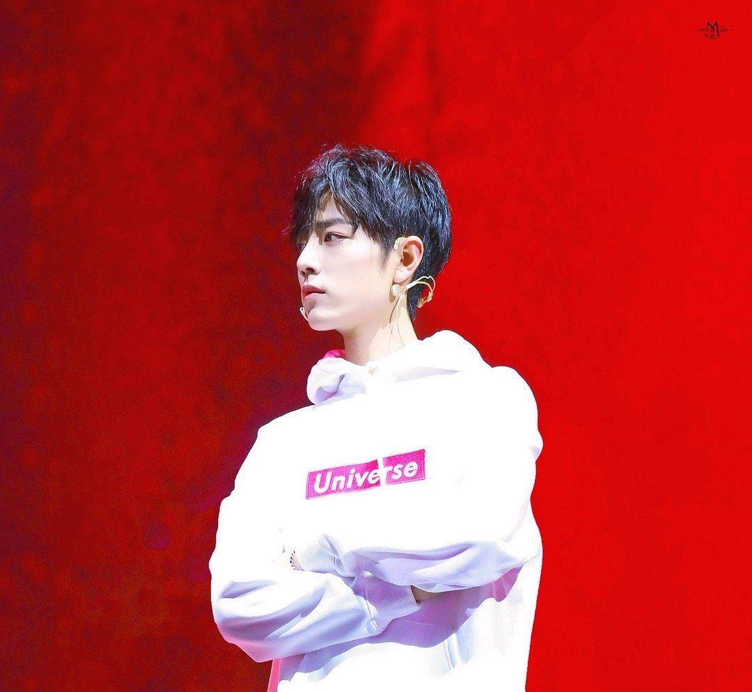 肖战|《明星超话社区》点名肖战，评价肖战礼貌谦逊，谁能不爱