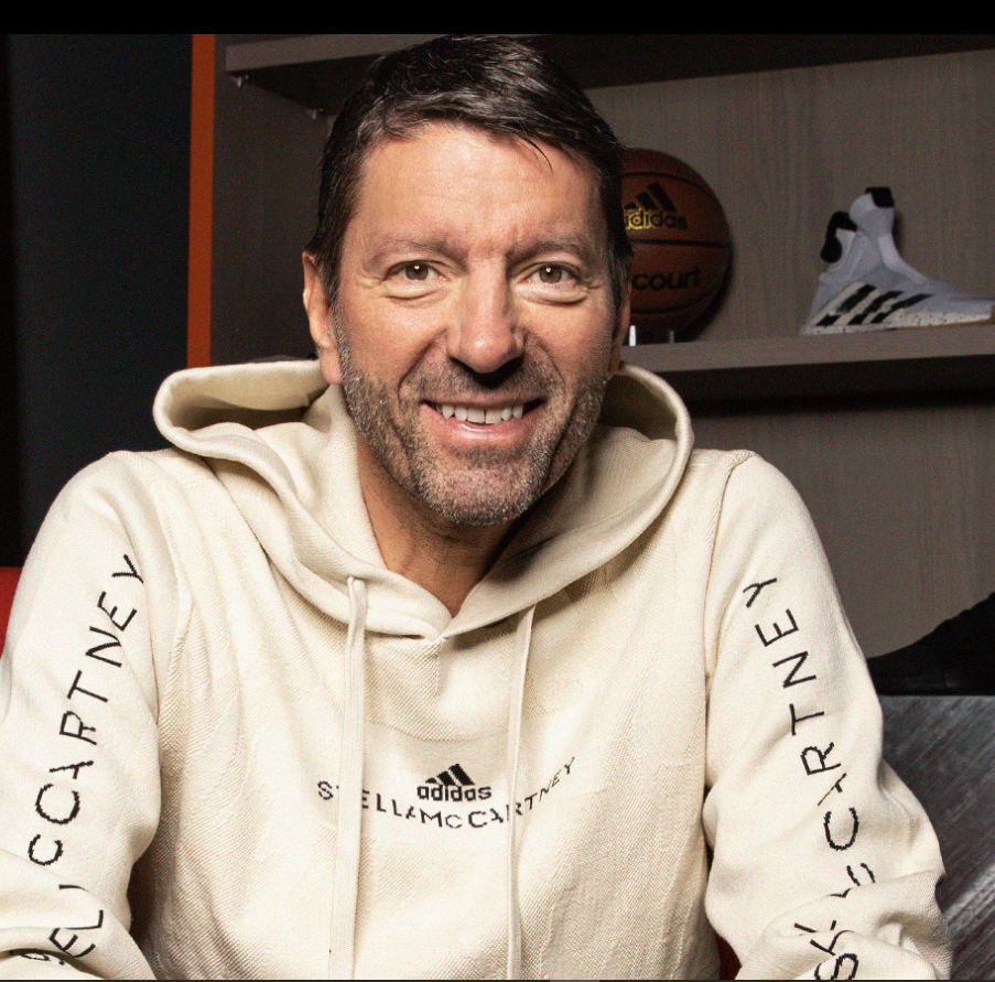 大国将苓 与锐步两败俱伤，阿迪犯过的最昂贵错误如何收场？