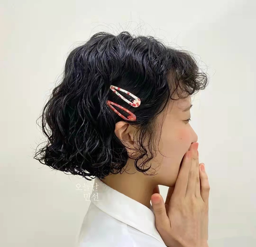 运动 这种烫法才是真正的免打理，20~60岁都适合的卷发，随意又自然