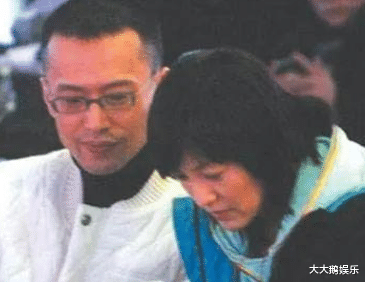 谢雨欣|可伶的雨欣：18岁生子，4登春晚，跟男友睡了4年却不知他真实姓名