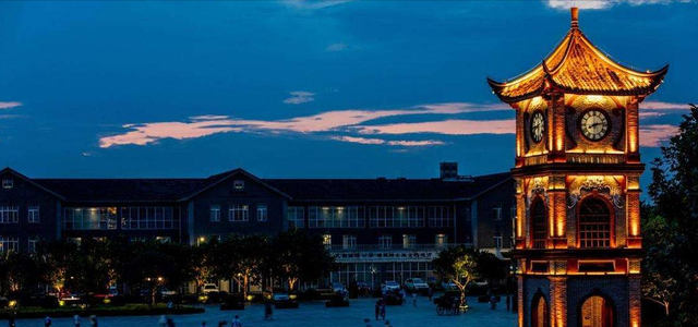 北海 成都“无良”古镇，“宰客”上瘾，8元的东西卖28元