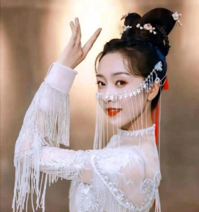 宣璐|宣璐参加《浪姐》2，陈情男团集体助力打call，肖战无声胜有声