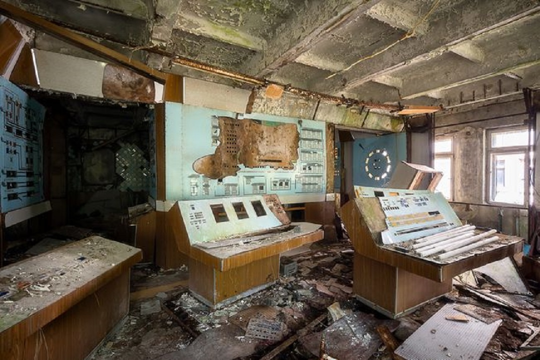 雷达|最大雷达有多大？一开机能干扰全球通讯，占地1.8万平方