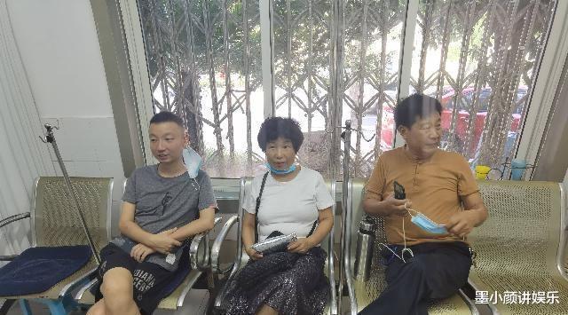 杜新枝|郭威养父母都身高平平，邻居曾问郭威咋那么高，杜新枝的回复绝了