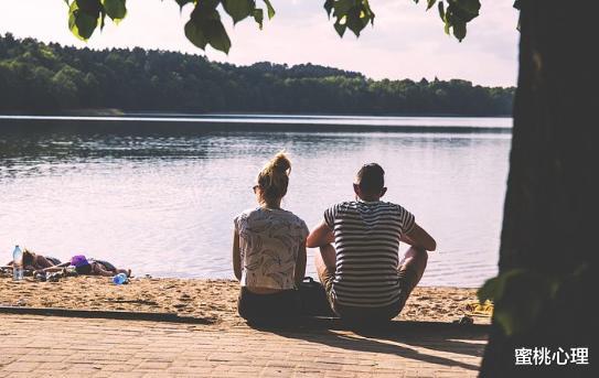 蜜桃心理 异性相处，男人最在乎的，往往是女人这3样“东西”