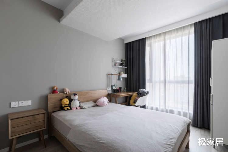 深色系为主的家居空间,整洁又沉稳,充满质感更能彰显品位