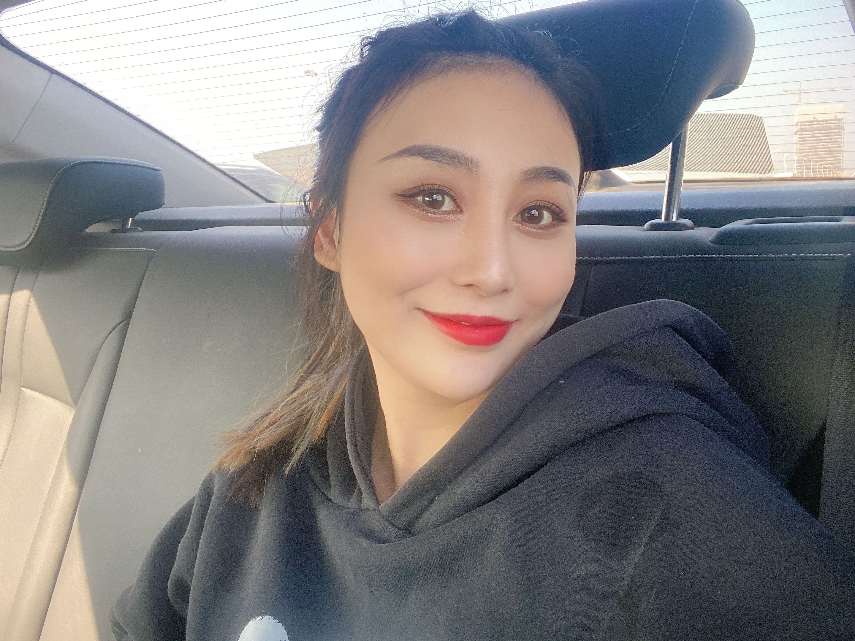 麦辣鸡腿包|诗踏绮：油性皮肤用泡沫洗面奶好吗？