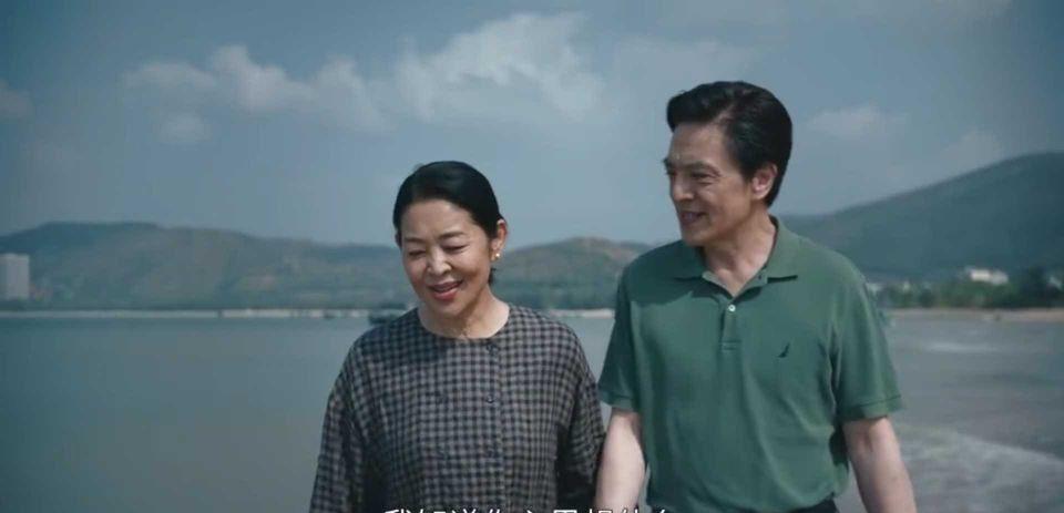 贺顿|《女心理师》结局烂尾？九大谜题未解，网友：其实这都是套路！