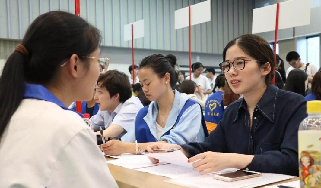 国企|有一国企进行公开招聘,共开放200余个岗位,薪资1.5w起惹人注意