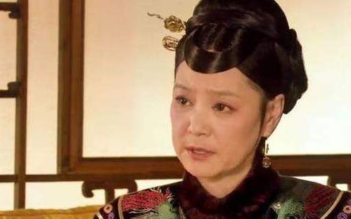 沈眉庄|《甄嬛传》中，沈眉庄侍奉太后多时，为何她去世了太后却很冷漠？