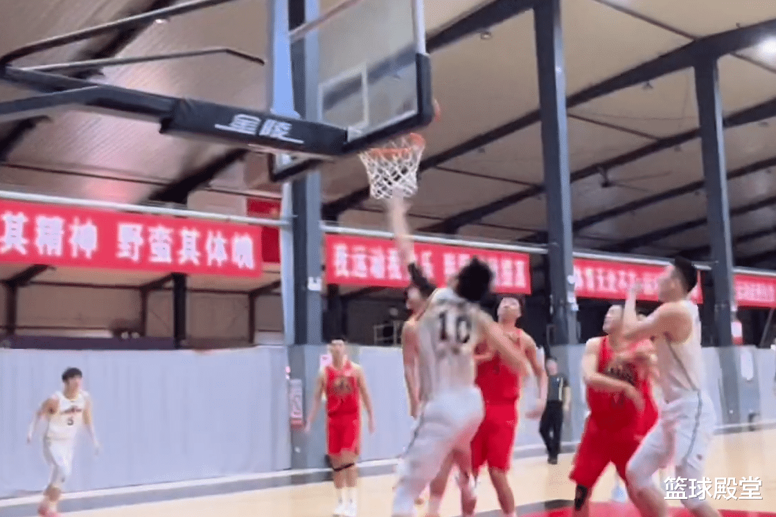 丛明晨|74-62！官宣辽吉G2集锦！丛明晨+双外统治全场，轩皇+大C状态良好