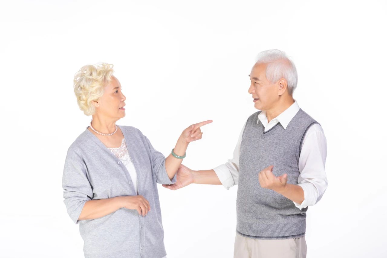宋慧乔|女性过了45岁，若不想老得太快，这4个不良习惯需尽早改正