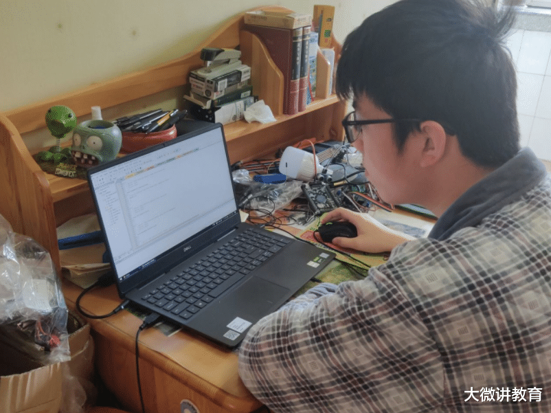 贵州|大学生在2022年迎来一个坏消息，明年将要推行，学生：幸亏毕业早