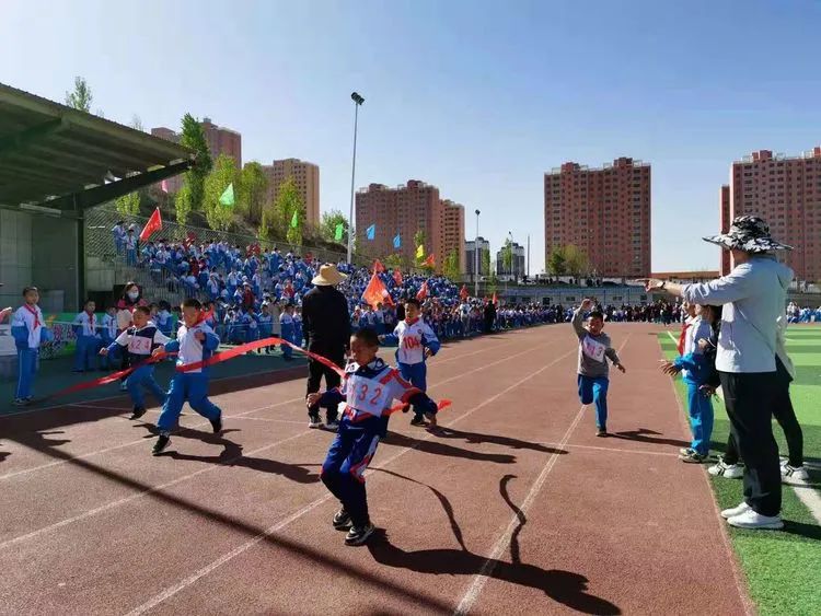 榆林资讯 榆林市第七小学与古塔小学共同体学校 第七届田径运动会报道