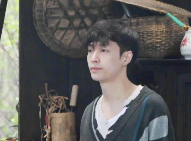 杨紫|向往5：杨紫张艺兴否认恋情，黄磊有意撮合，从细节看艺兴或动情