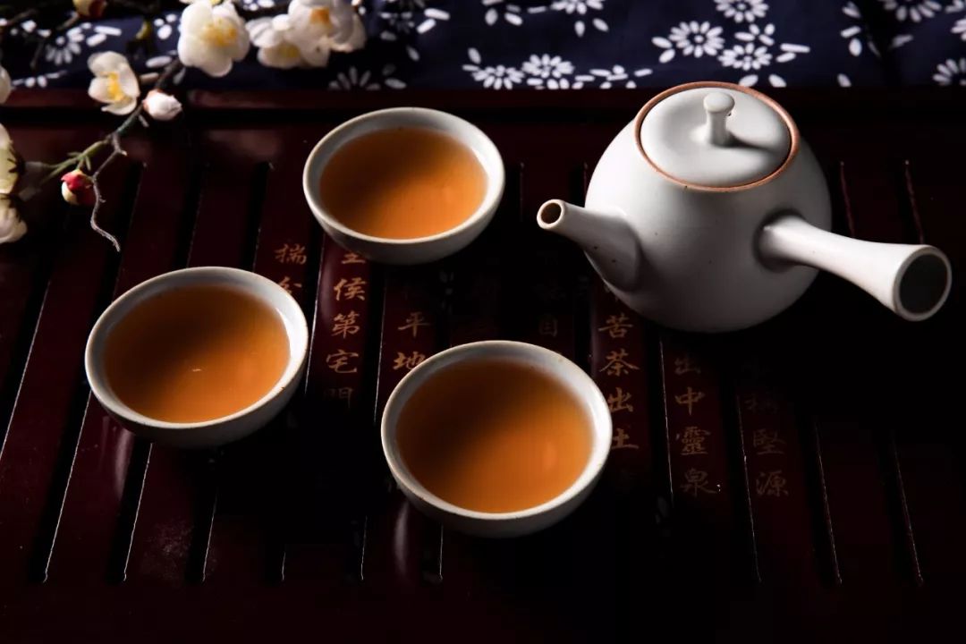 洋葱|长期喝茶,至少能“尝到”5个好处