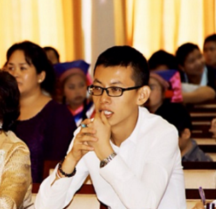 鸿坤风水说生肖|将来能过富贵生活的面相有什么特征