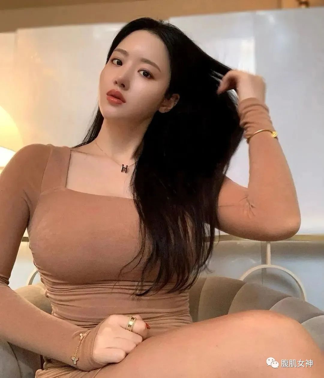 女主播|“微胖”女主播晒“大围度”劲爆身材，网友直呼：纯欲天花板