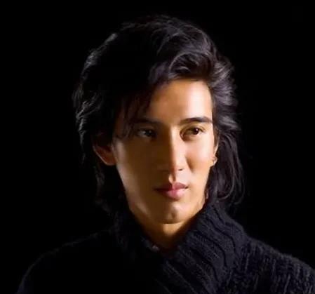 蒲巴甲|“小王力宏”蒲巴甲的“劲爆情史”，他的快乐你想不到