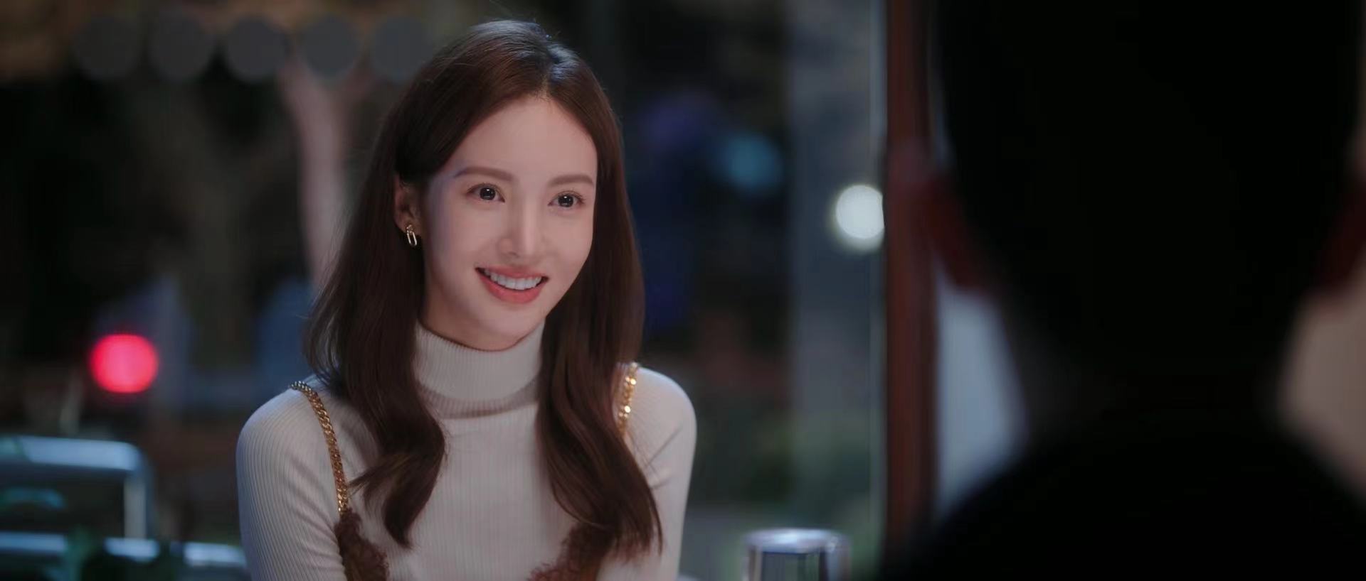 天亮了|《你是我的荣耀》:夏晴的“死缠烂打”,不过是女人的嫉妒