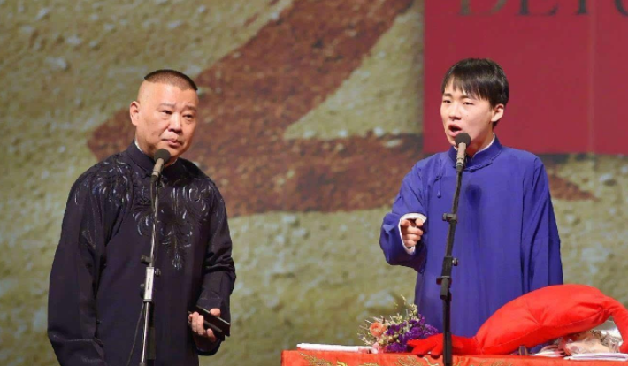 李小璐|郭德纲如愿穿上新蟒袍，网友猜测价格上千万，有人质疑他太张狂