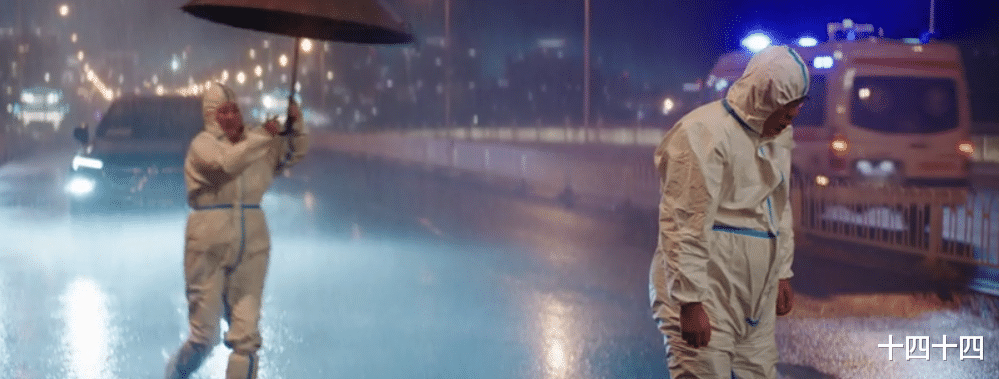 跨年|没想到，陪我跨年的，居然是一部史诗级大烂片