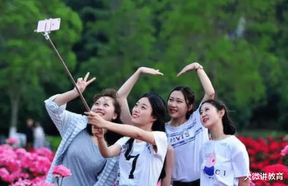 小舍得|因失去应届生身份，学生与这些岗位无缘，毕业生不要轻易“挥霍”