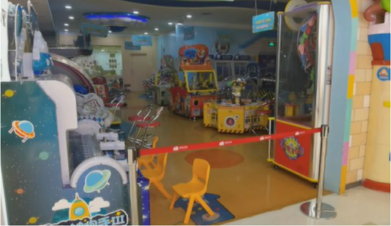 亚洲播报一姐 猪狗不如!6岁女孩在游乐场遭人猥亵,内裤上有血,嫌疑人为17岁在校生