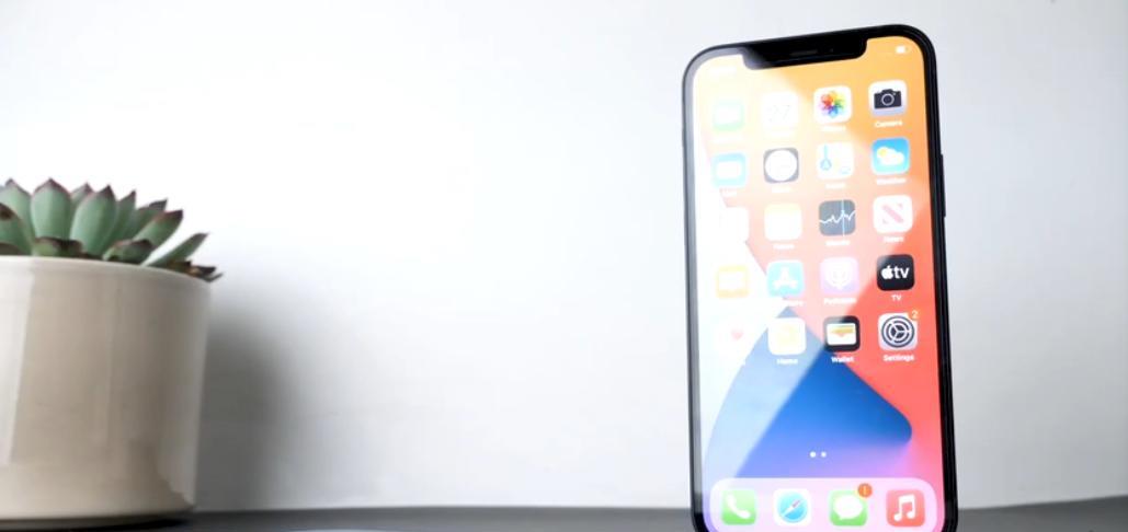 iphone12|跌破四千八，库克也开始大范围“降价”，A14+IP68，真香！