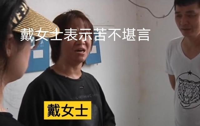 90后宝妈经验|浙江台州: 大妈家门口养鸡,邻居哭诉,粪便不清理半夜三更鸡就叫