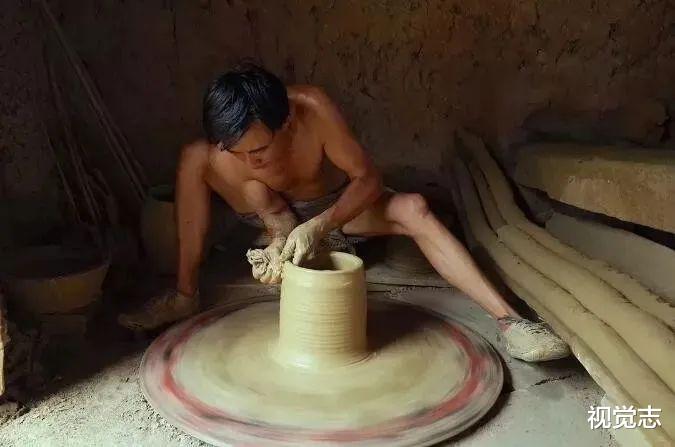 许亚军|这部9.9分的好片，曾被各大电视台拒绝。