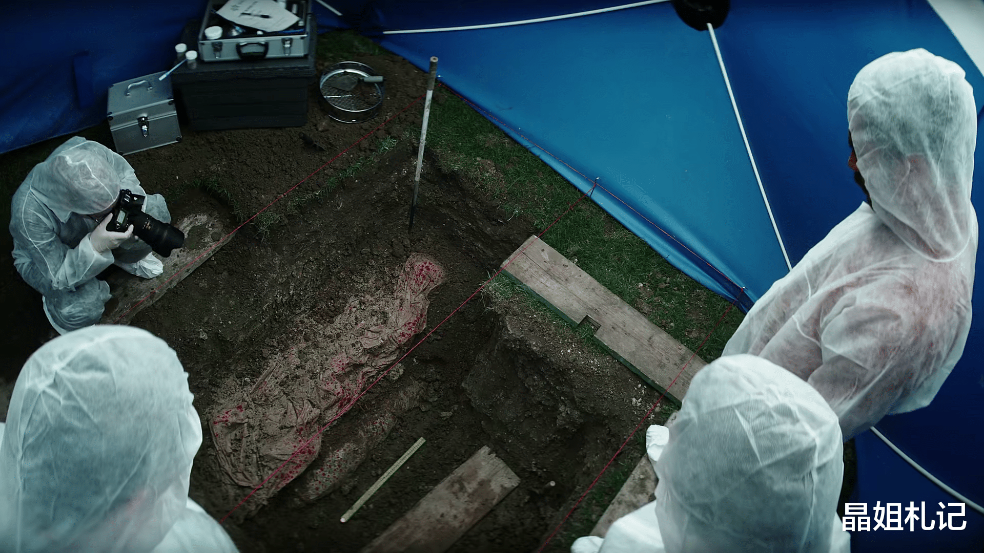 克里斯|HBO这部犯罪悬疑剧的内核，居然是一个浪漫的爱情故事？