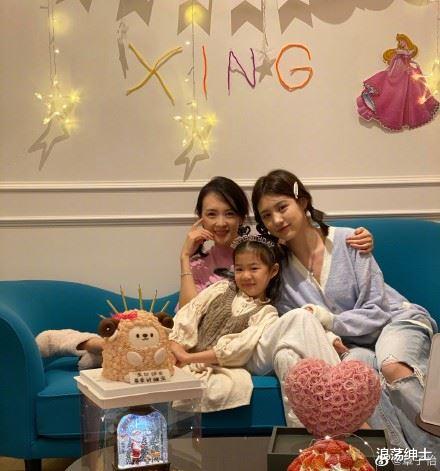 章子怡|懒甩黄安！章子怡晒照打脸“离婚+坏继母”一句话逼哭她