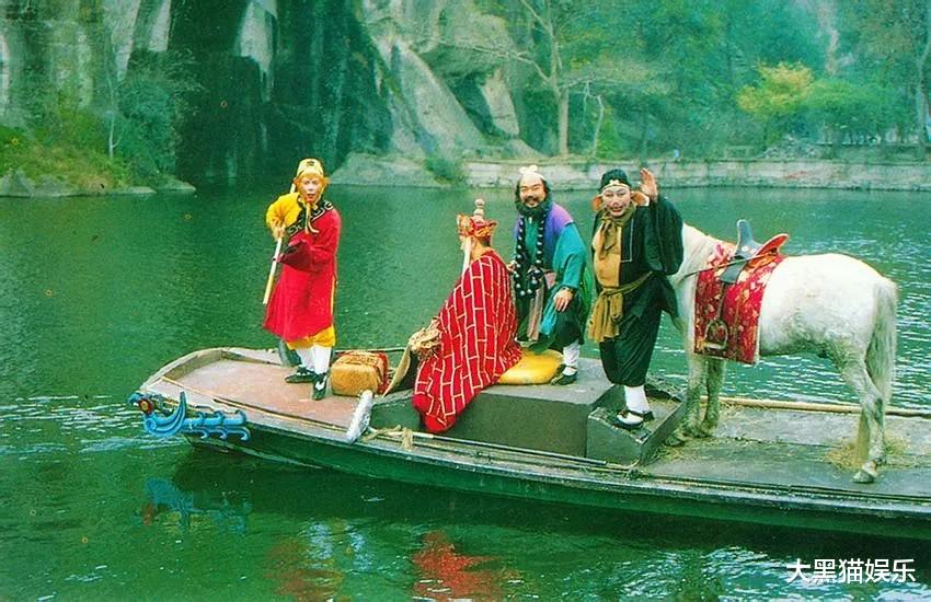 马德华|妻子是“嫦娥”，儿子是总裁，76岁的马德华成人生赢家