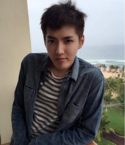 鹿晗|鹿晗：这是我18岁，杨洋：这是我18岁，龚俊：那我走